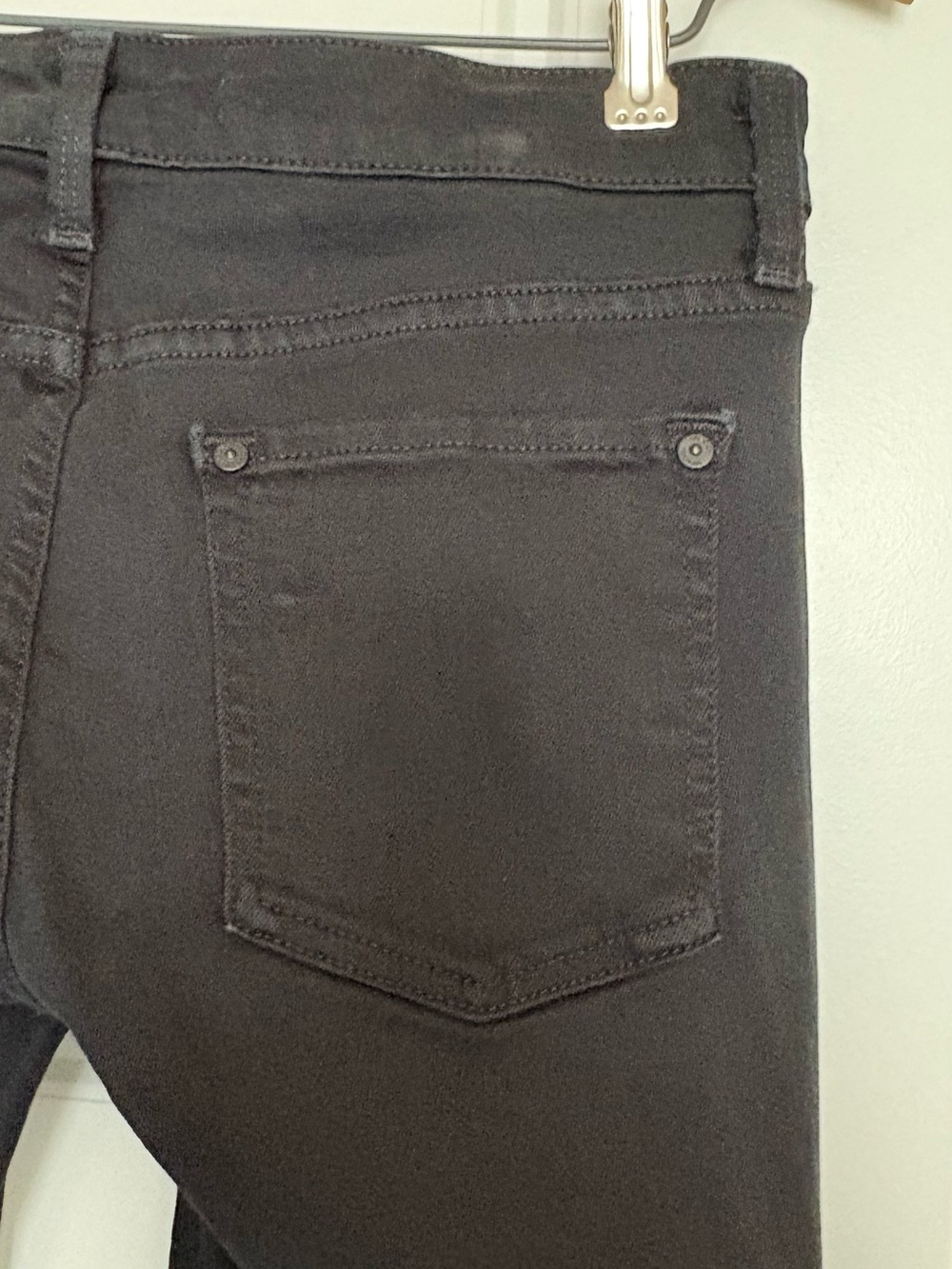 Vince Black stretchy Jeans Sz 27